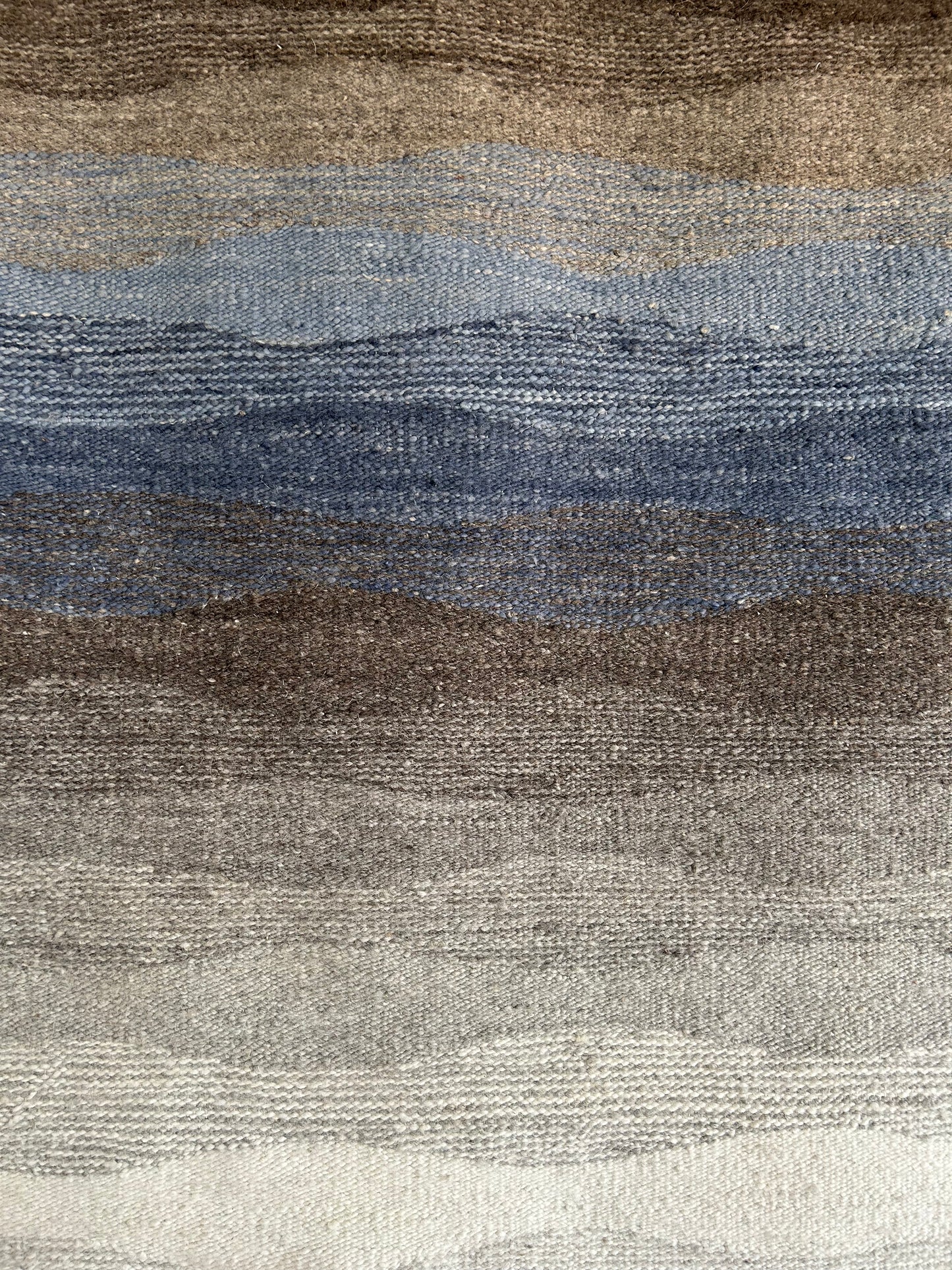 "Dunes" carpet